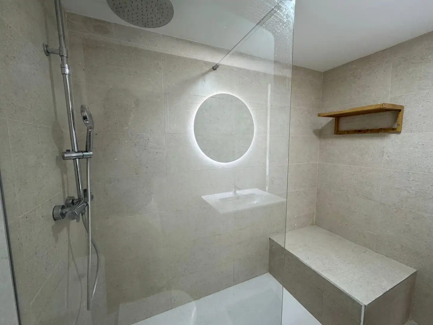 Badezimmer von Wohnungen zur Miete in El Campello mit Klimaanlage, Heizung und Möbliert