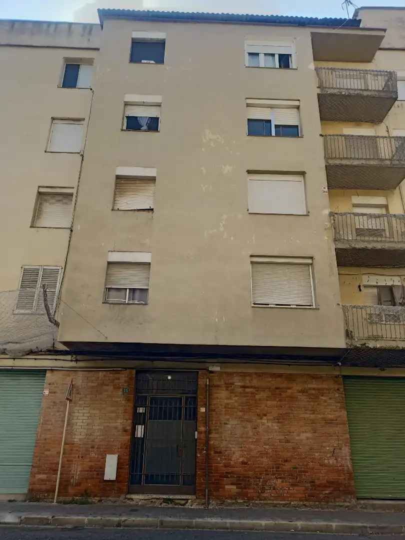 Vista exterior de Piso en venta en Salt con Balcón