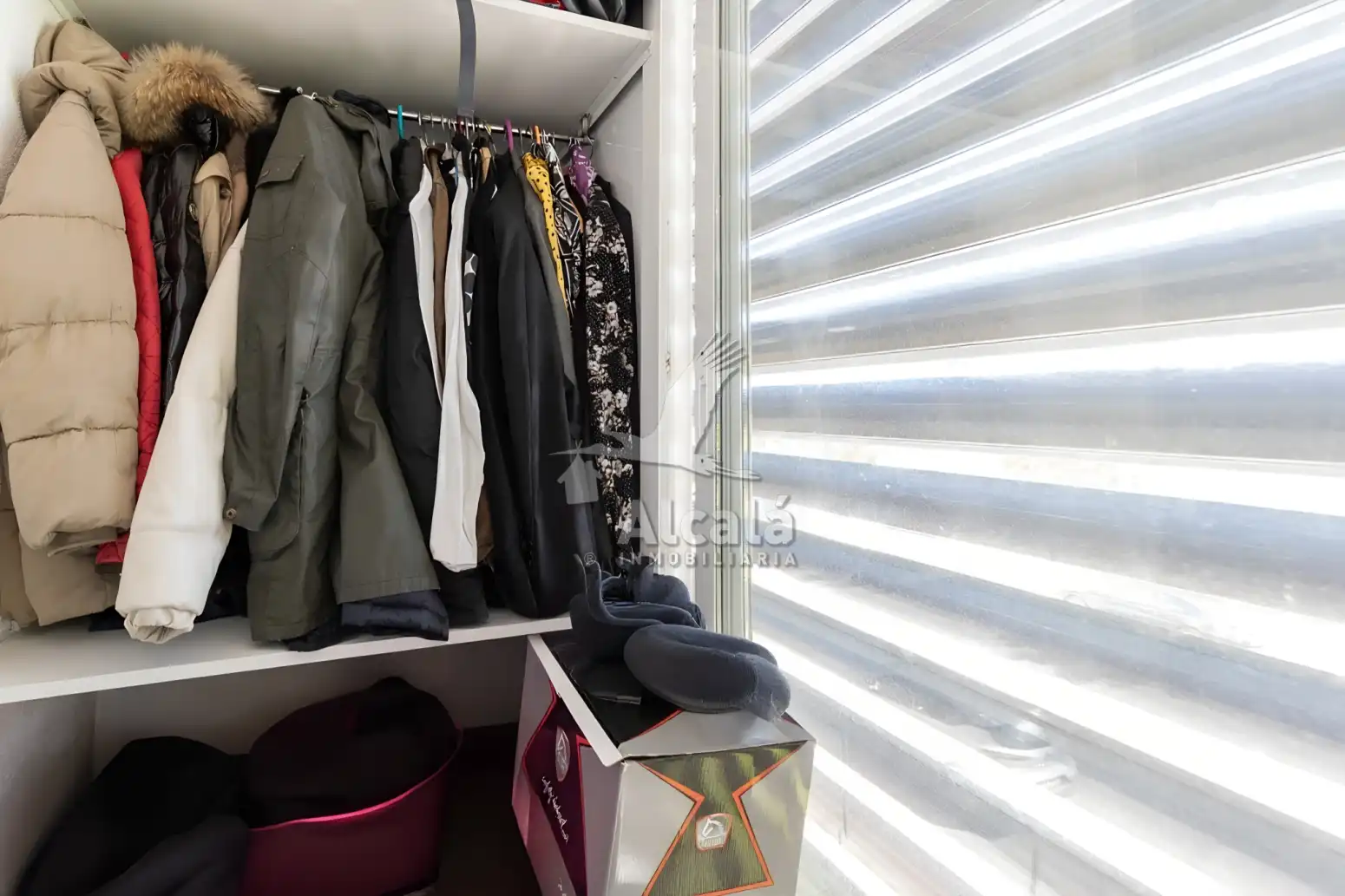 Schlafzimmer von Wohnung zum Verkauf in Alcalá de Henares mit Klimaanlage, Heizung und Privatgarten