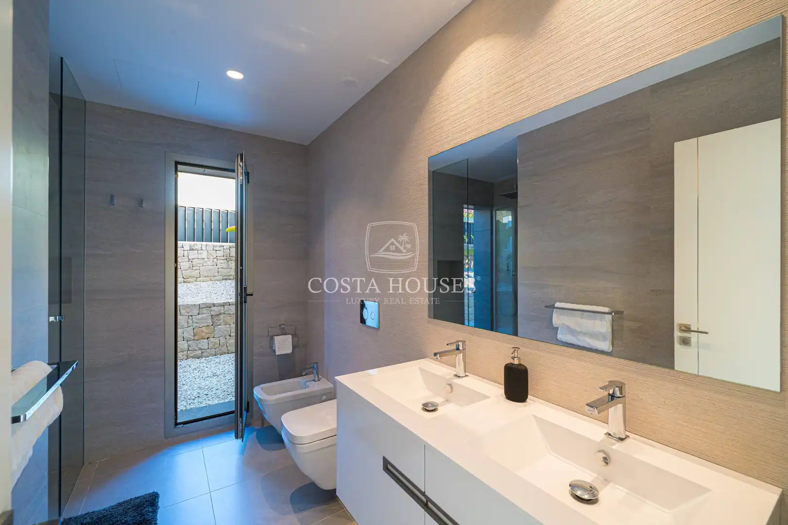 Bathroom of Houses for sale in Jávea / Xàbia  with Air Conditioner, Private garden and Terrace