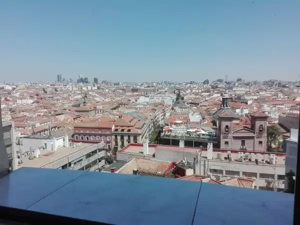 Vista exterior de Estudio de alquiler en Madrid con Aire acondicionado