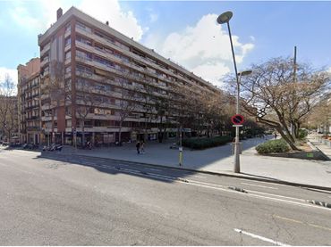 Appartamento in vendita a Av Roma