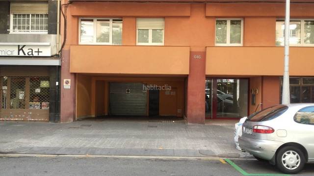 Garaje en Alquiler en El Camp de l'Arpa del Clot