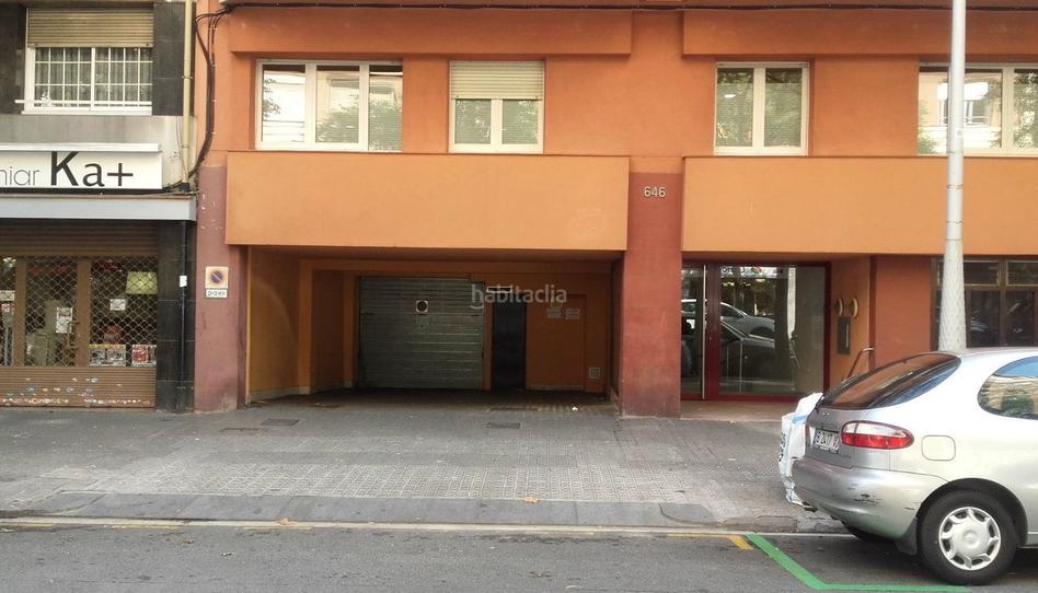 Photo 1 of Garage to rent in El Camp de l'Arpa del Clot, Barcelona