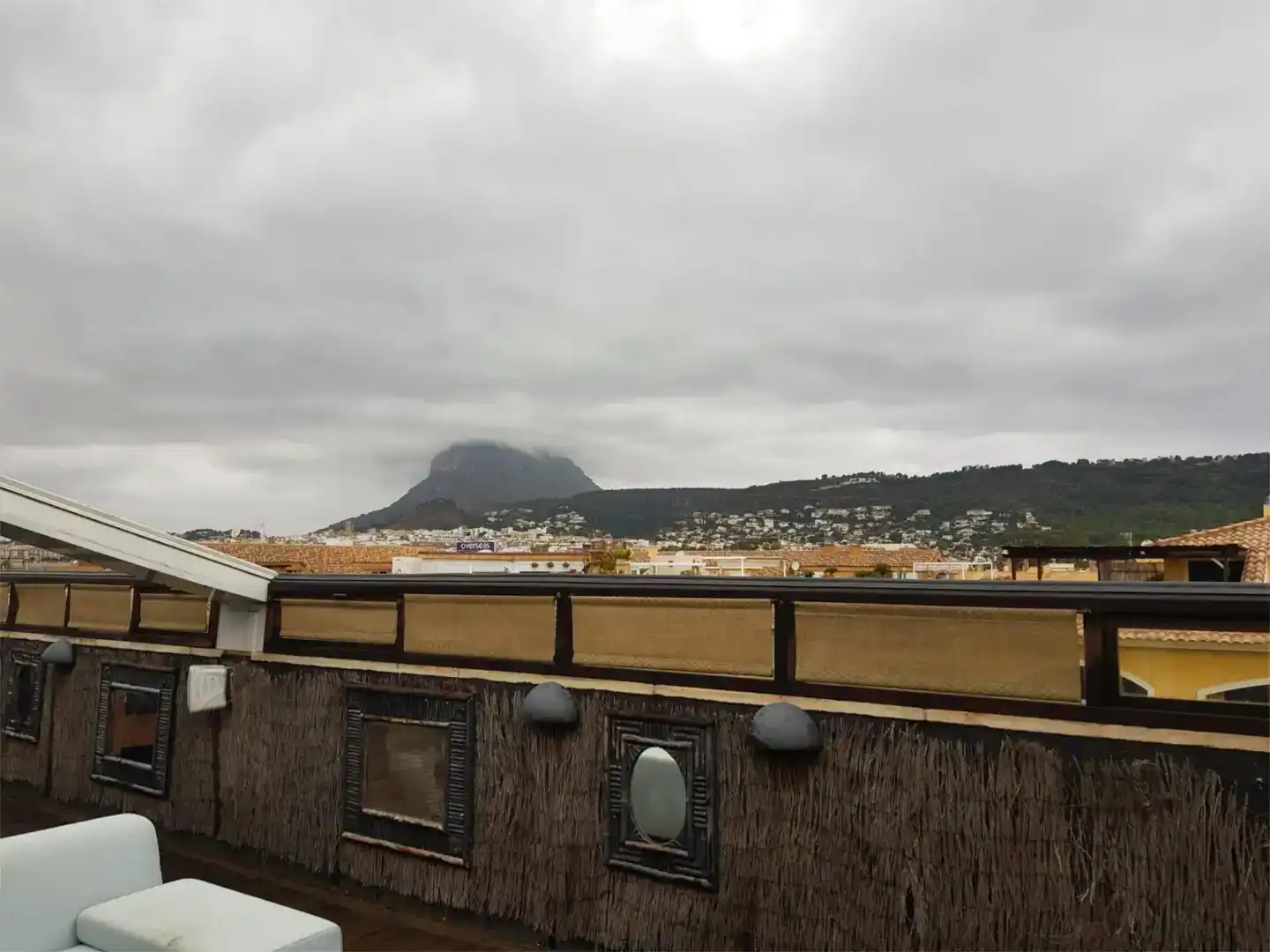 Außenansicht von Dachboden zur Miete in Jávea / Xàbia mit Klimaanlage, Schwimmbad und Balkon