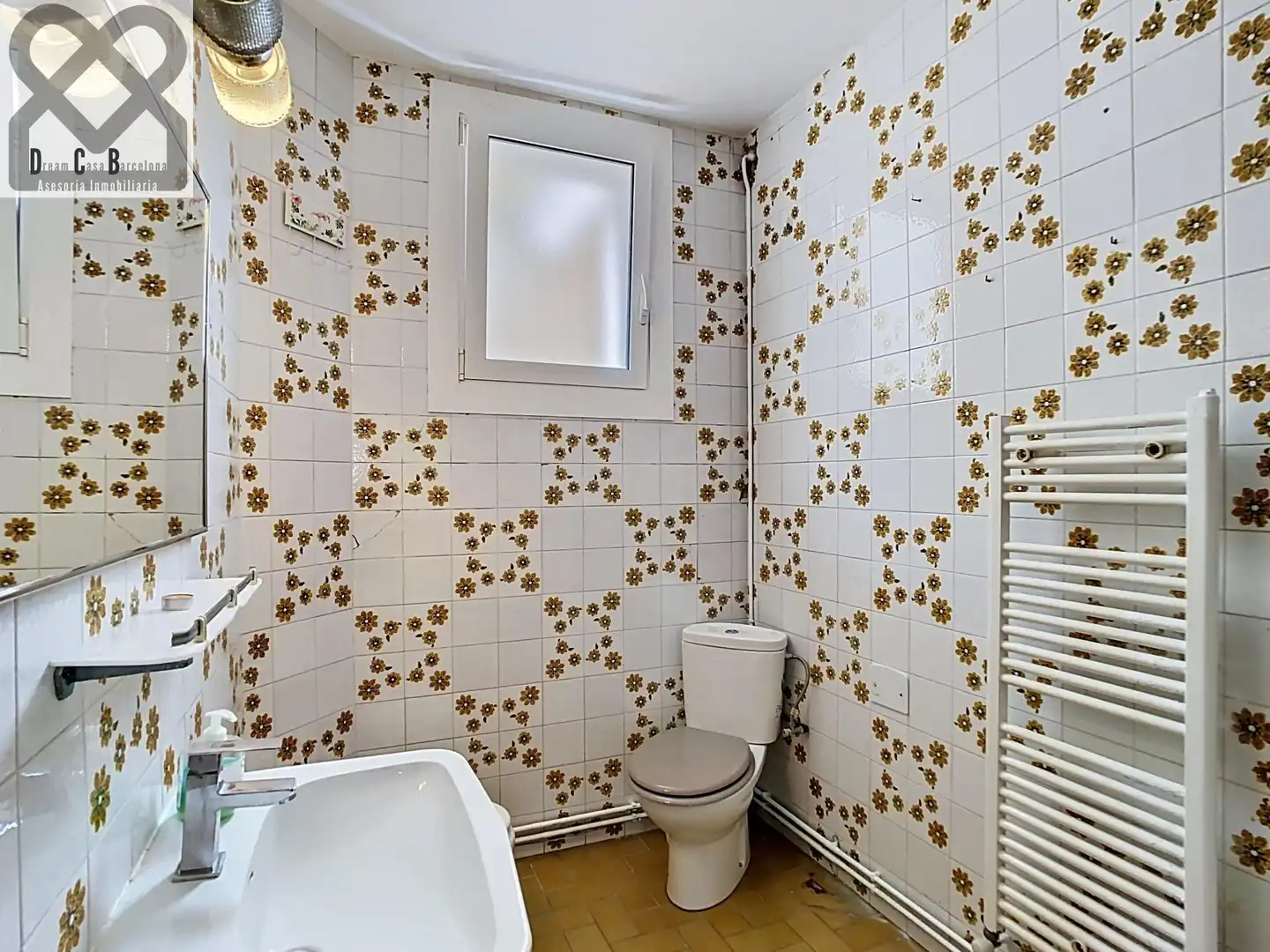 Baño de Casa o chalet en venta en Corbera de Llobregat con Calefacción, Jardín privado y Terraza