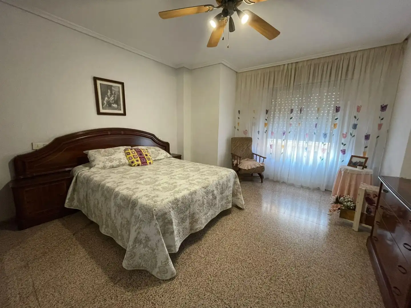 Habitación de Casa o chalet en venta en Guardamar del Segura con Aire acondicionado, Calefacción y Jardín privado
