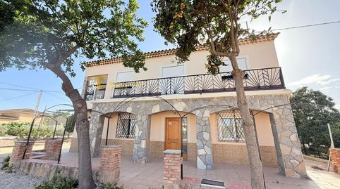 CASA DE DOS PLANTAS CON NAVES EN CARRETERA DE AGUILAS., Bild 3