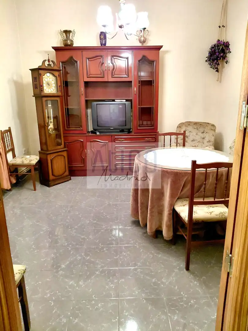 Sala d'estar de Casa o xalet en venda en Cózar amb Calefacció i Terrassa