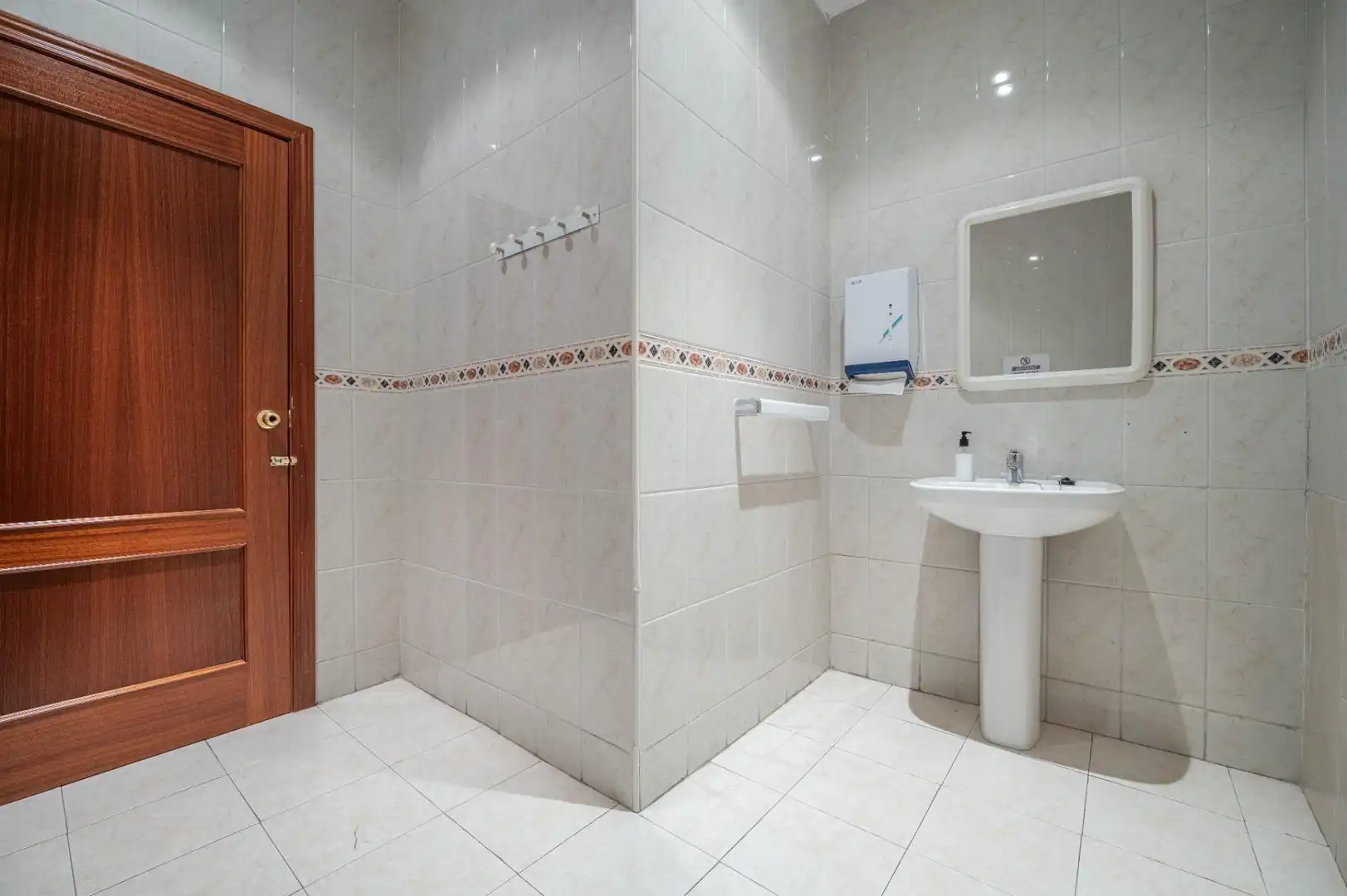 Commercial properties for sale in Pavaneras, 3, San Matías - Realejo
