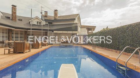 Foto 2 de Casa adosada en venda a Centre - Cordelles, Cerdanyola del Vallès