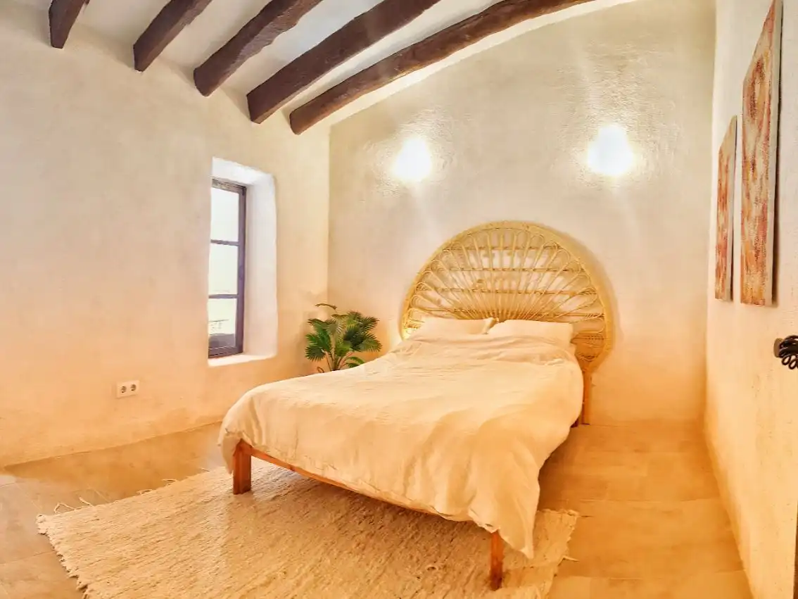 Casa amb jardí de lloguer a Carrer de Botavant 8