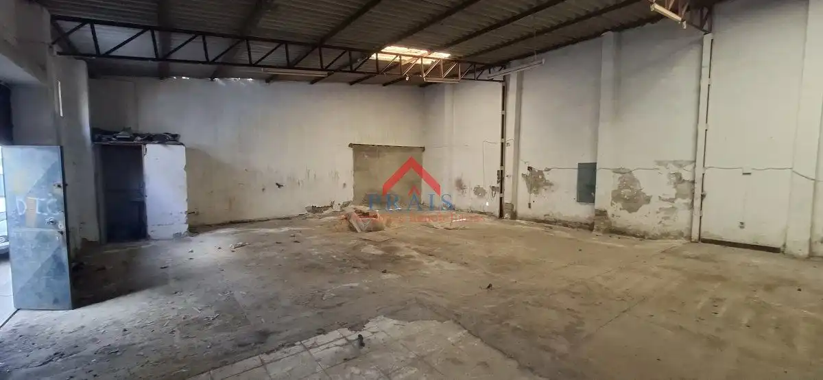 Nau industrial en venda en Utrera