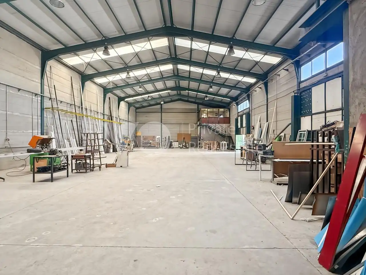 Nau industrial en venda en Las Ventas de Retamosa