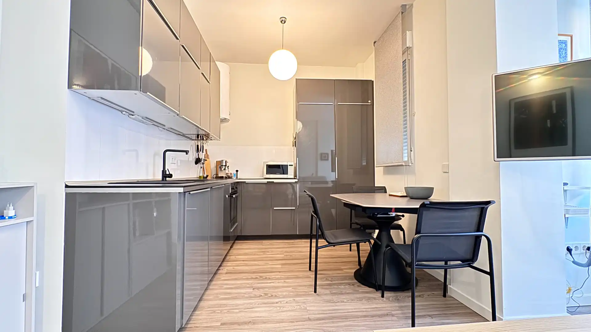 Kitchen of Apartments for sale in Valencia  with Air Conditioner, Heating and Parquet flooring