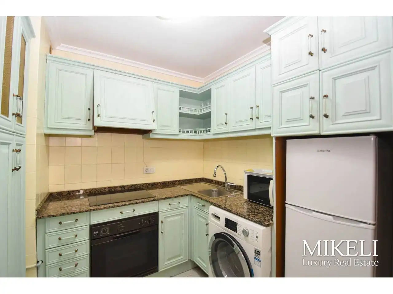 Cocina de Apartamento en venta en Cuatro Caminos