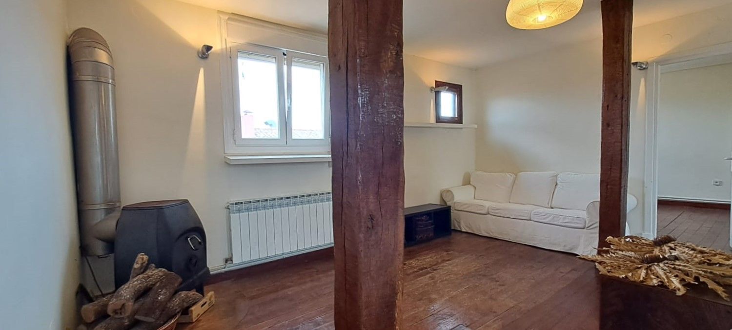 Sala d'estar de Pis en venda en Vitoria - Gasteiz amb Calefacció