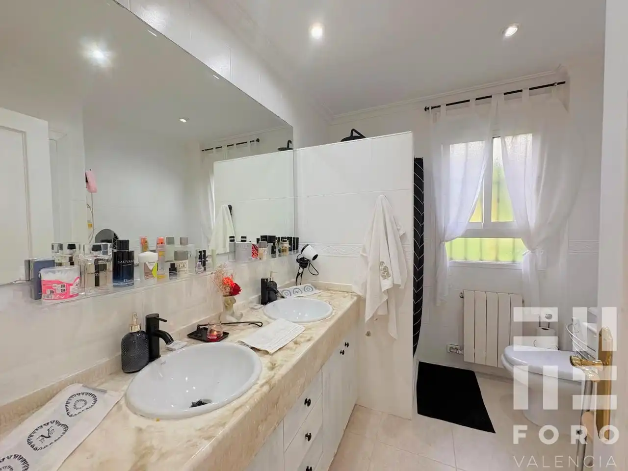 Baño de Casa o chalet en venta en L'Eliana con Aire acondicionado, Jardín privado y Terraza
