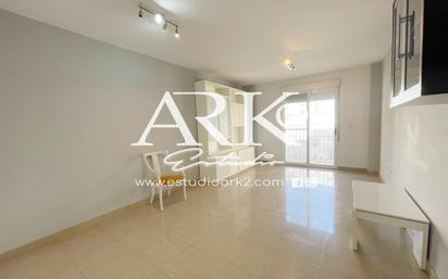 Exterior view of Flat for sale in Gandia  with Oven, Microwave and Balcony