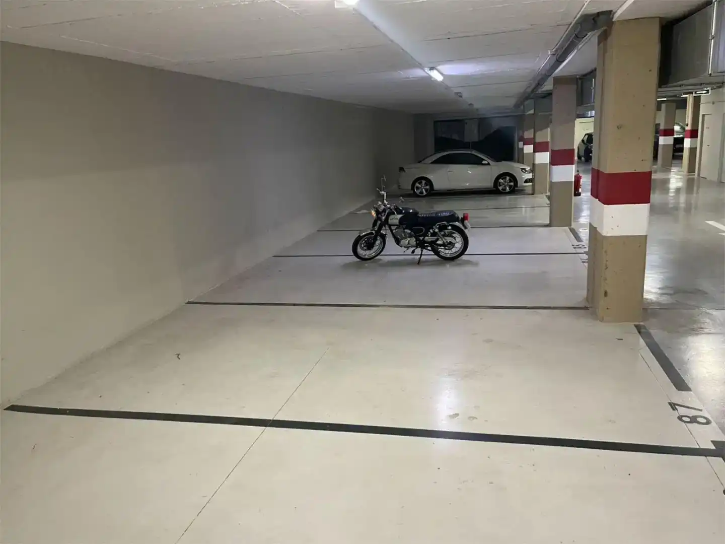 Parkplatz von Garage zur Miete in Valencia