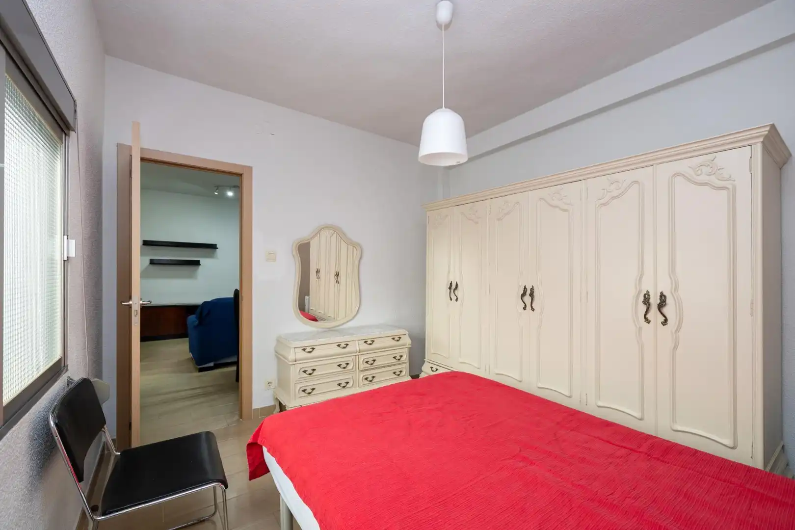 Bedroom of Flat for sale in Ronda