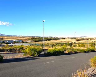 Vista exterior de Residencial en venda en  Logroño