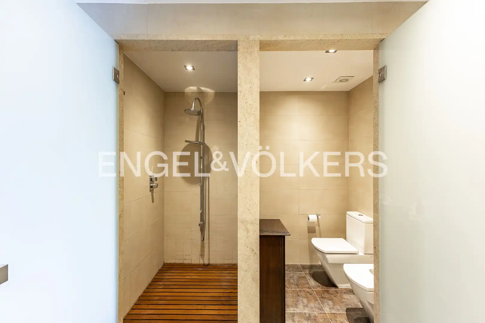 Bathroom of Houses for rent in Sant Andreu de Llavaneres  with Air Conditioner, Heating and Private garden