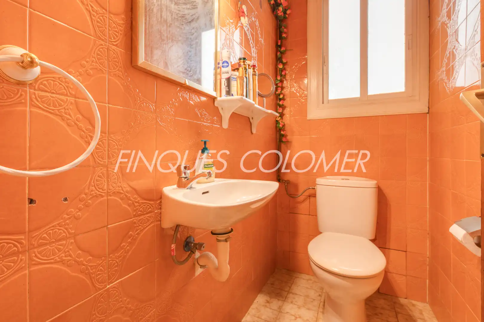 Baño de Ático en venta en Rubí con Calefacción, Terraza y Horno