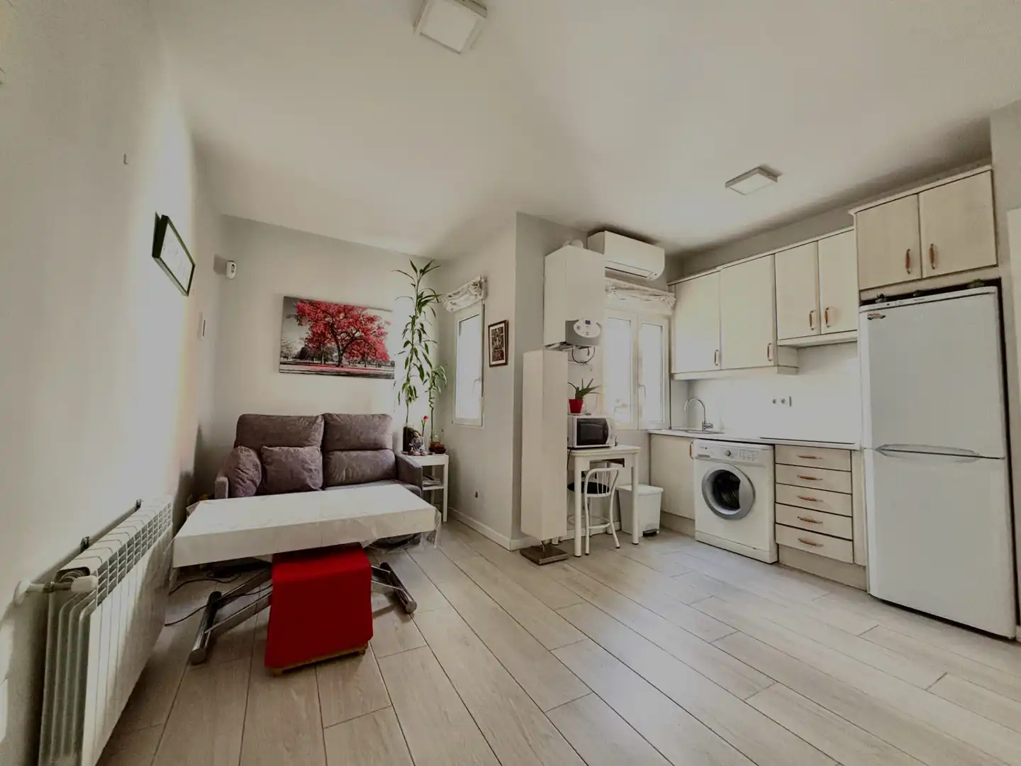 Sala de estar de Piso en venta en  Madrid Capital con Aire acondicionado, Calefacción y Amueblado