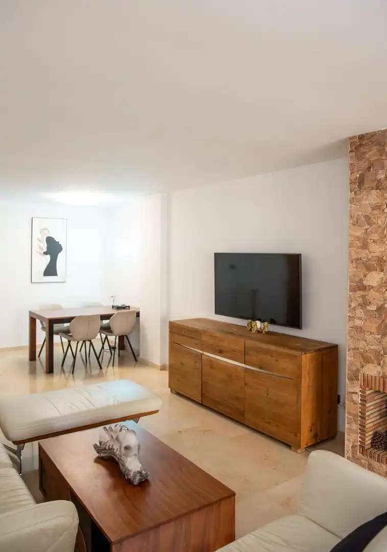 Sala de estar de Piso en venta en Marbella con Aire acondicionado, Terraza y Trastero