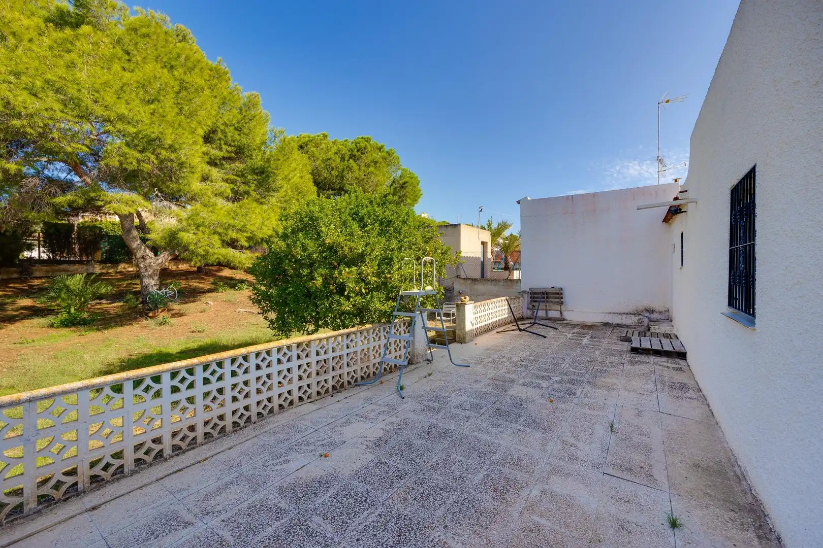 Terraza de Casa o chalet en venta en Torrevieja con Aire acondicionado, Jardín privado y Terraza