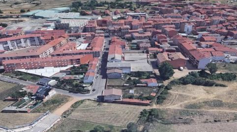 Foto 3 de Residencial en venta en Calle Presillas, Trobajo del Camino, San Andrés del Rabanedo