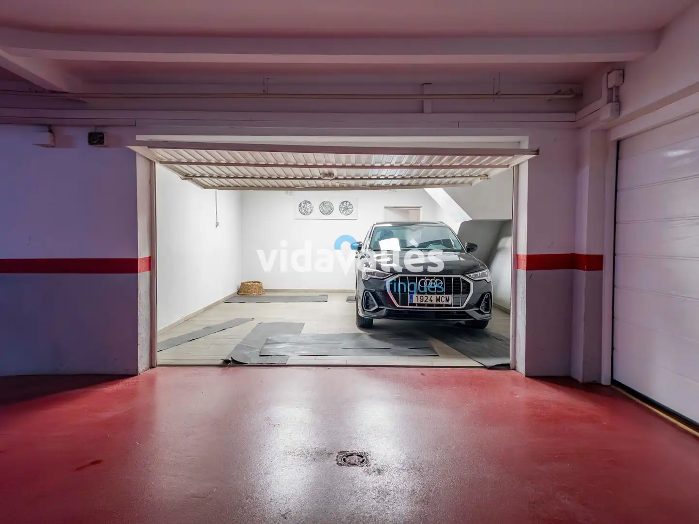 Parking de Casa adosada en venta en Premià de Mar con Aire acondicionado, Calefacción y Jardín privado