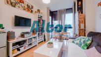Bedroom of Flat for sale in  Madrid Capital  with Air Conditioner, Heating and Private garden
