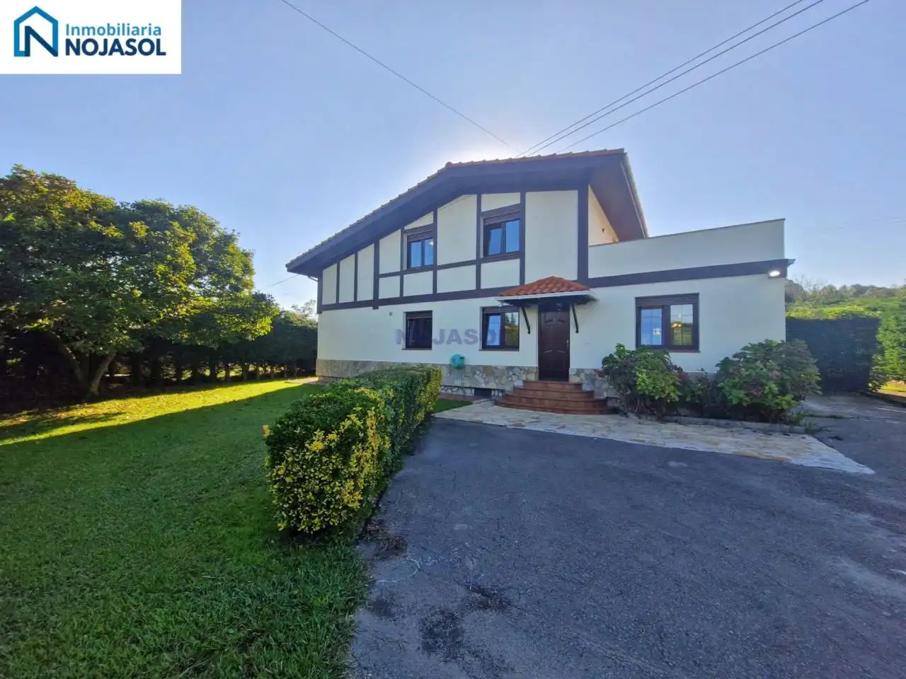 Vista exterior de Casa o chalet en venta en Meruelo, Cantabria
