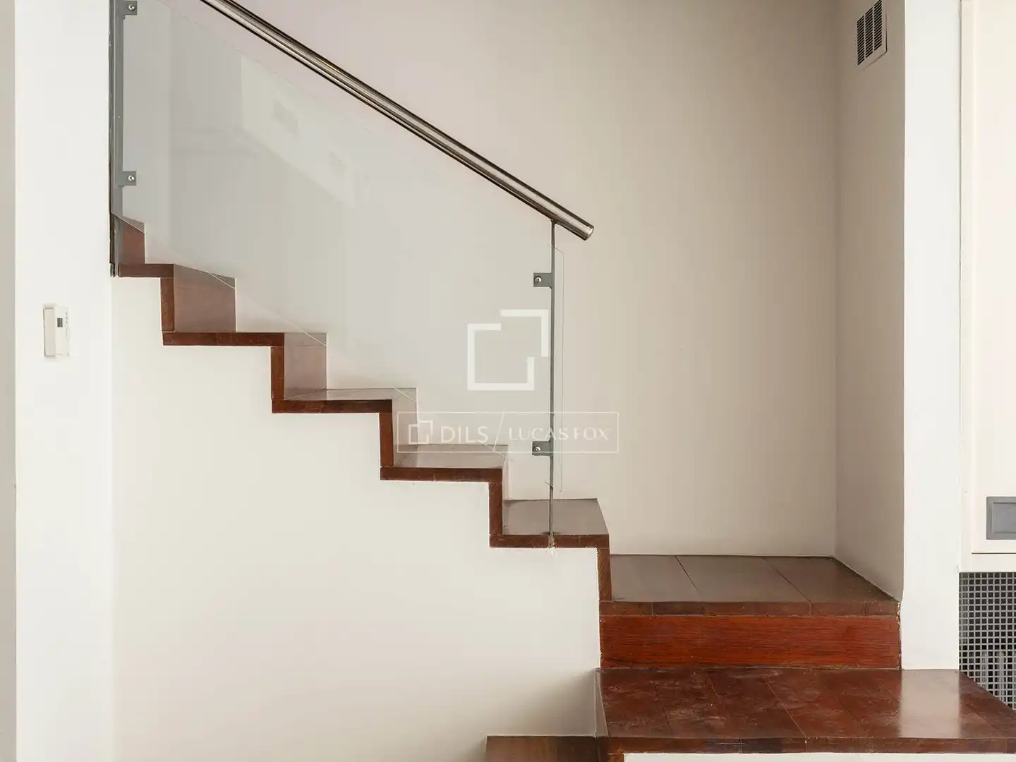 Houses for sale in Barcelona  with Air Conditioner, Terrace and Storage room