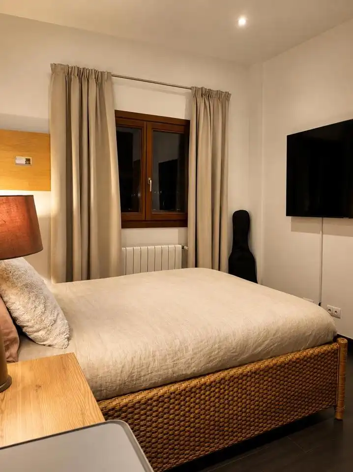Habitación de Piso de alquiler en Sant Josep de sa Talaia con Aire acondicionado, Terraza y Amueblado