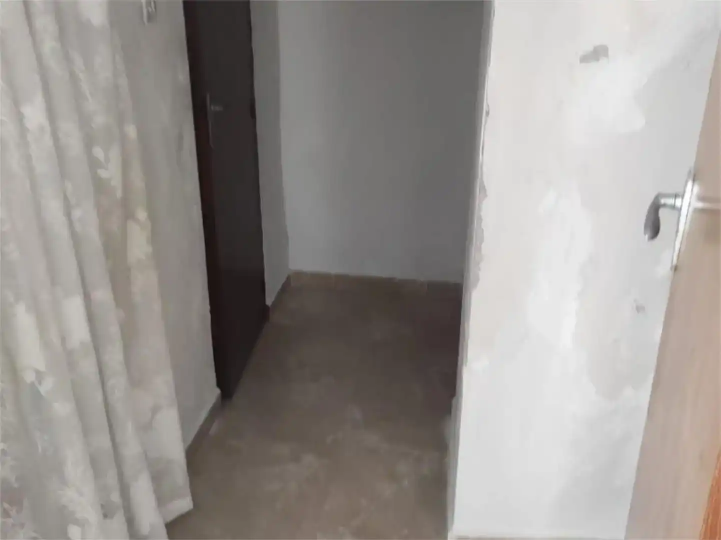 Casa adosada en venda en Guadix amb Balcó