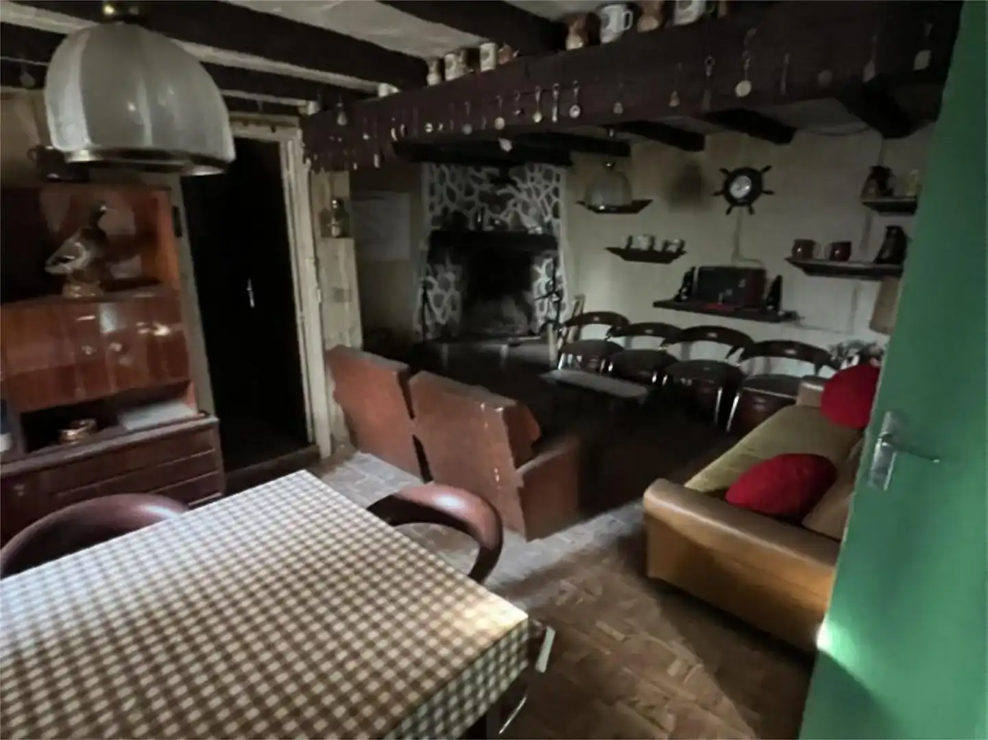 Sala d'estar de Pis en venda en Alfoz de Bricia amb Traster