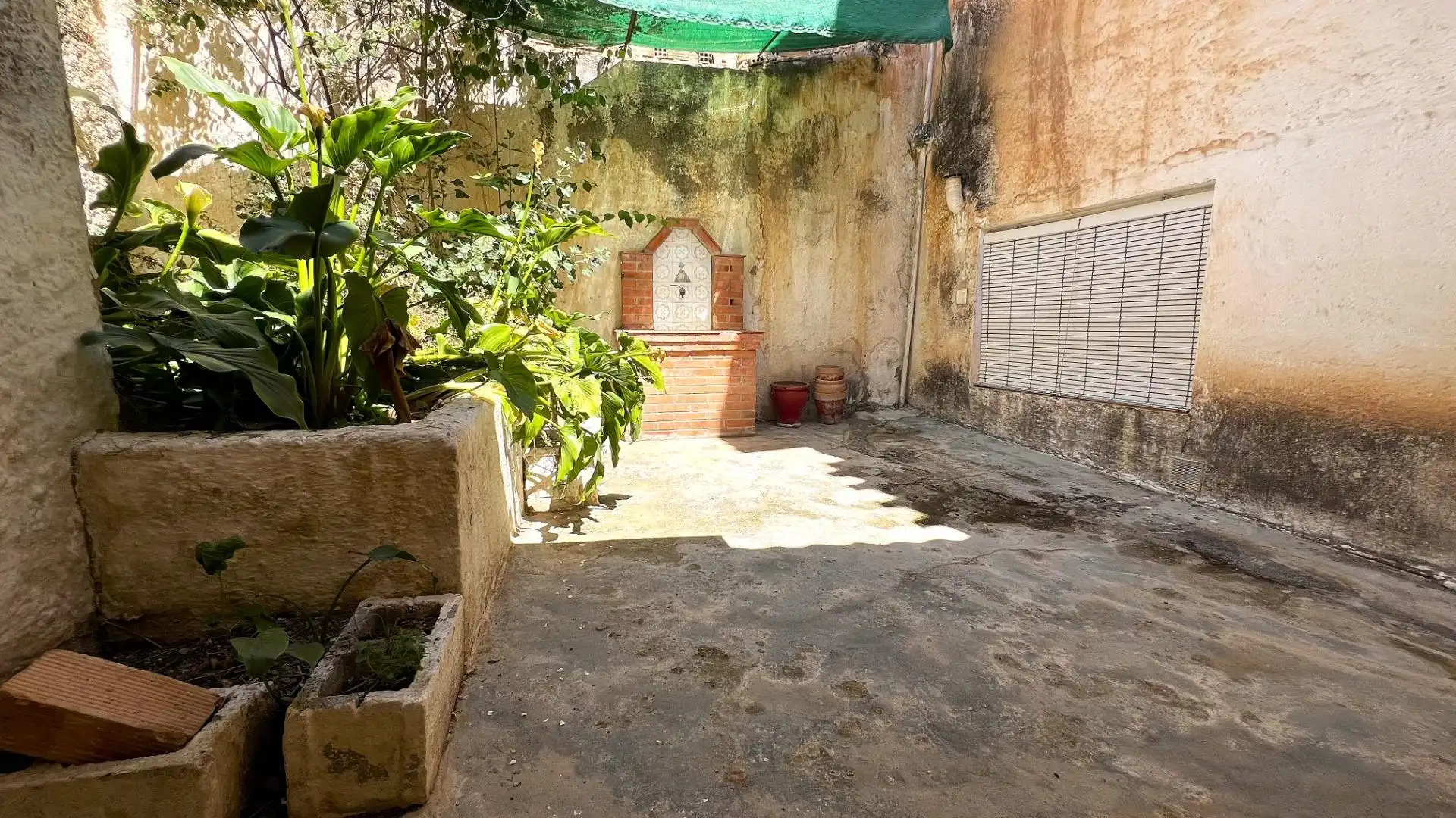 Terrasse von Einfamilien-Reihenhaus zum Verkauf in Padul mit Terrasse, Abstellraum und Möbliert