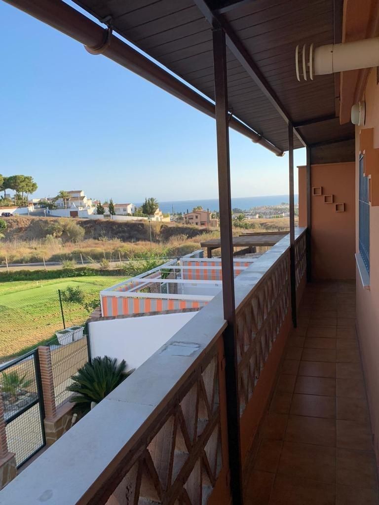 Exterior view of Apartment for sale in Vélez-Málaga  with Air Conditioner, Terrace and Community pool