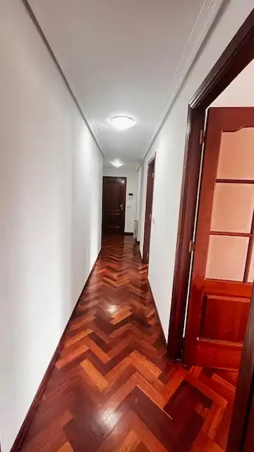 Piso en venta en A Coruña Capital  con Calefacción, Parquet y Trastero
