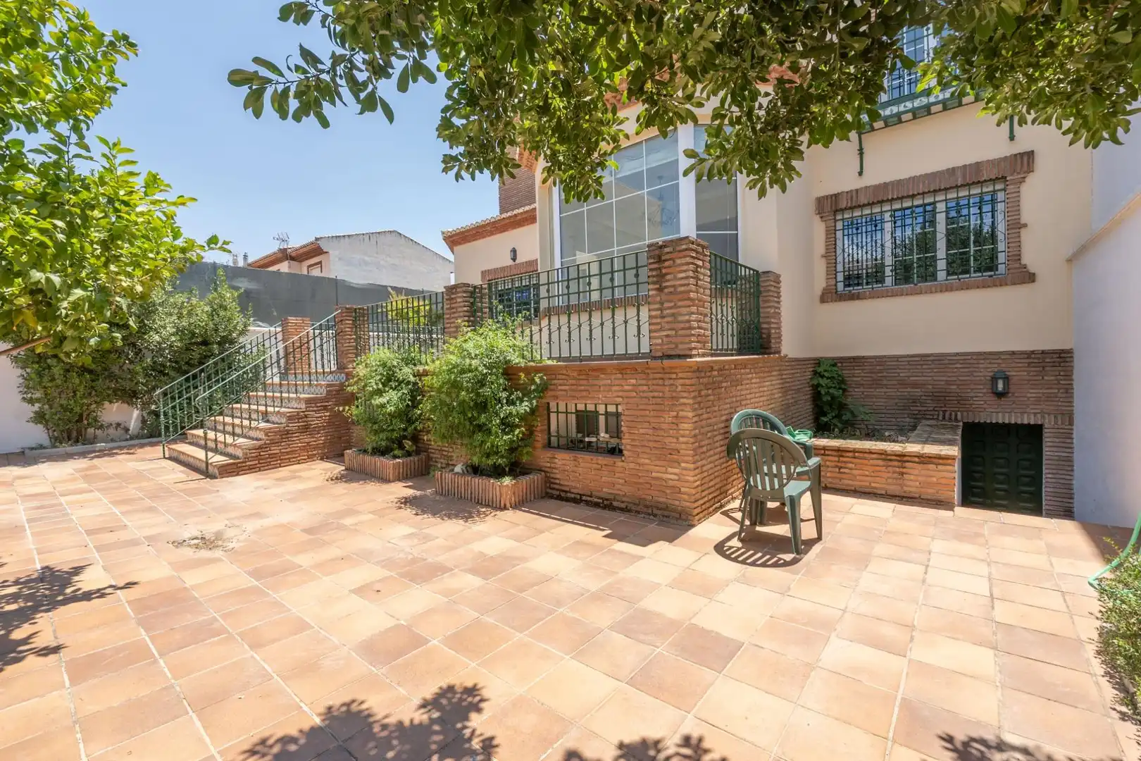 Terrassa de Casa o xalet en venda en Santa Fe amb Aire condicionat, Calefacció i Jardí privat