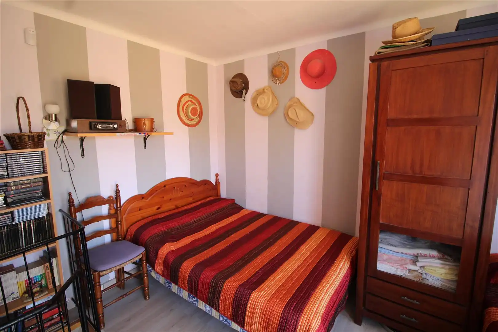 Habitación de Apartamento en venta en L'Estartit con Calefacción, Terraza y Piscina