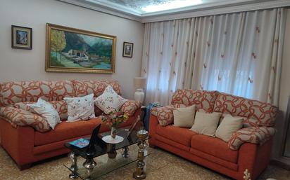 Living room of Flat for sale in  Madrid Capital  with Terrace