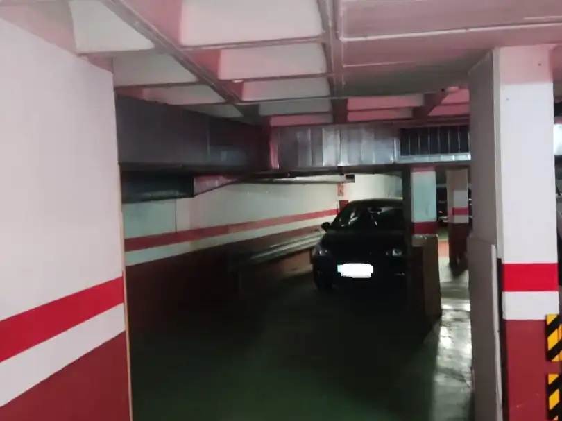 Individual en venta en Carrer de la Riera de les Parets 19