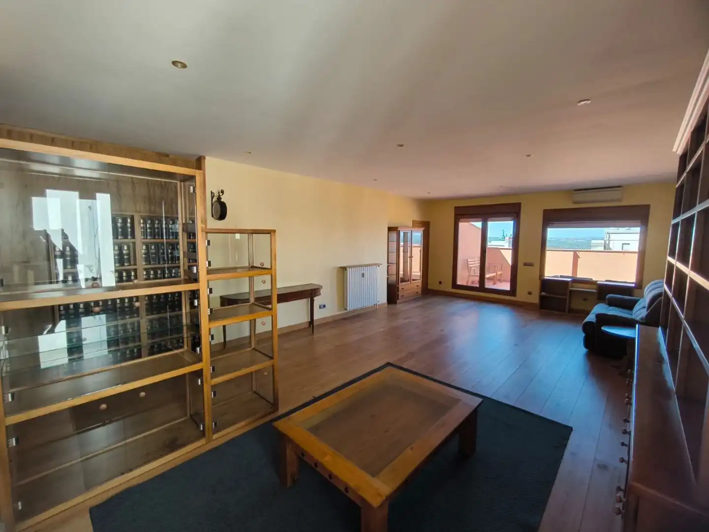 Dachboden zur Miete in  Madrid Capital mit Klimaanlage, Terrasse und Balkon