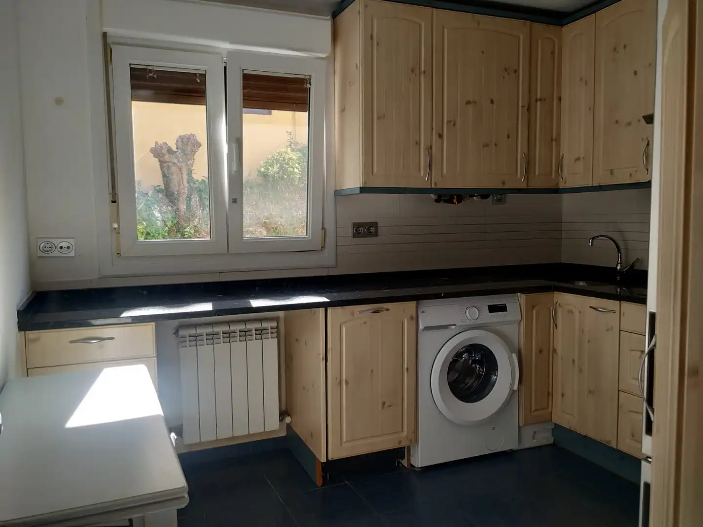 Kitchen of Flat for sale in Aiete