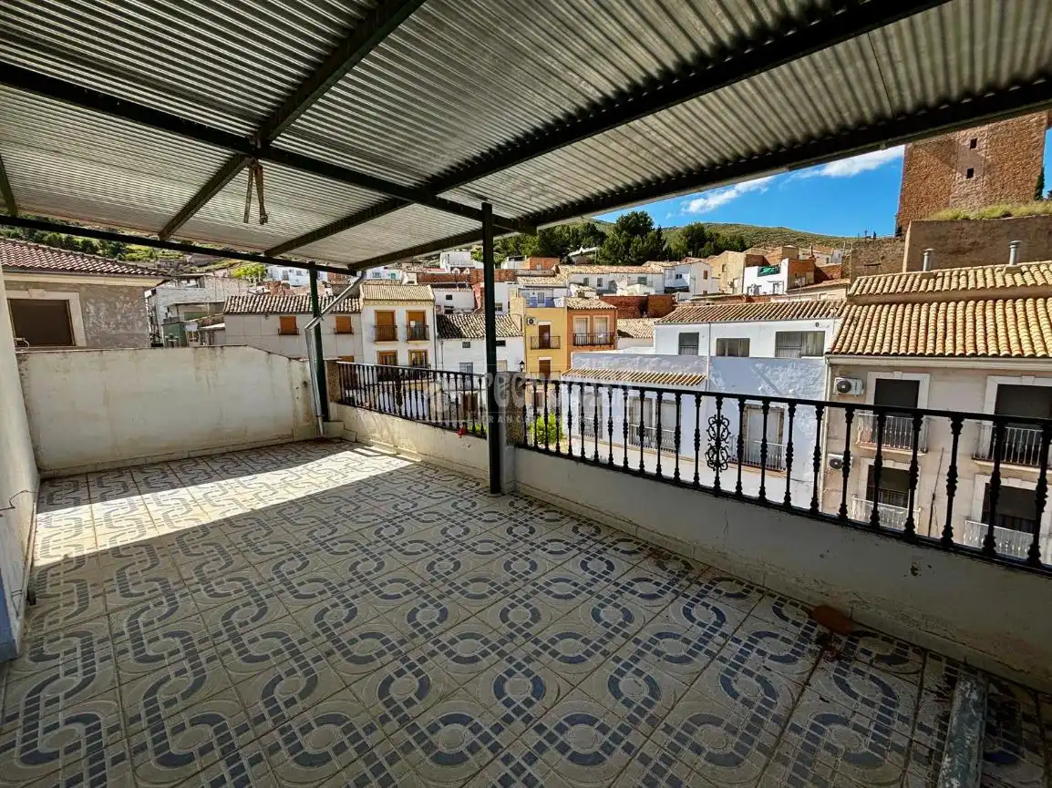 Exterior view of Houses for sale in Jódar  with Terrace, Furnished and Balcony
