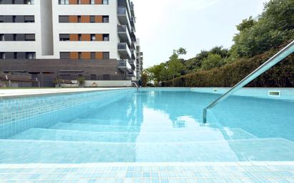 Piscina de Pis en venda en Sant Feliu de Llobregat amb Aire condicionat, Calefacció i Jardí privat